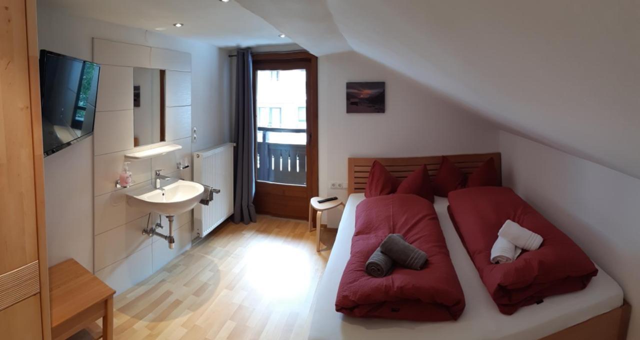 Haus Hell Apartment Mayrhofen Luaran gambar
