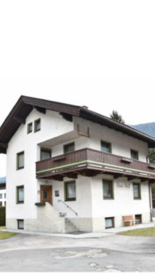 Haus Hell Apartment Mayrhofen Luaran gambar