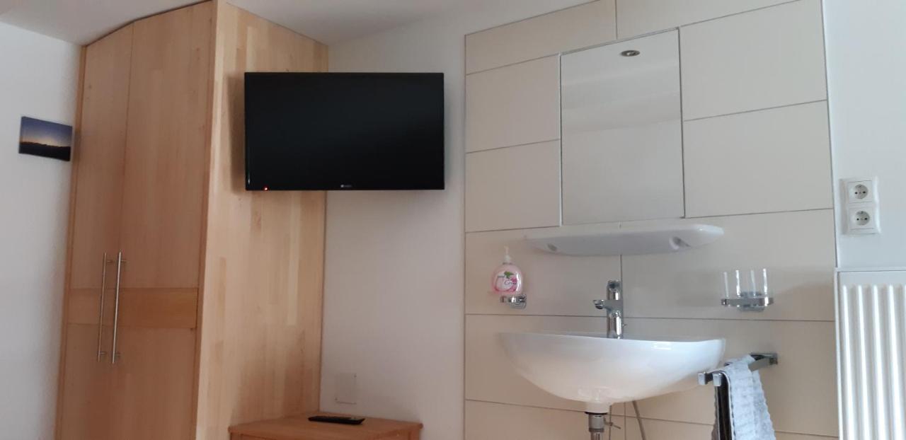 Haus Hell Apartment Mayrhofen Luaran gambar